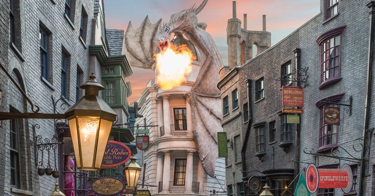 The Cinematic Magic Of Diagon Alley And Hogsmeade In The Harry Potter Movies