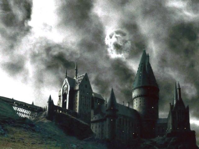 The Cinematic Magic Of The Battle Of The Astronomy Tower In The Harry Potter Movies